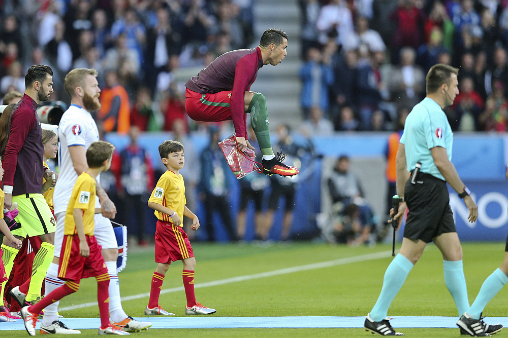 Cristiano Ronaldo - Nebeski skok: Cristiano Ronaldo poput Michaela Jordana 