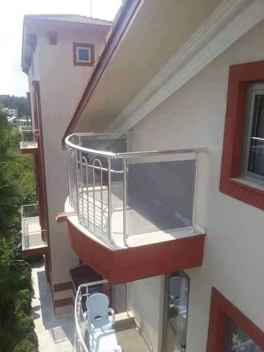 balkon.jpg - Neko je baš fin balkon izgradio...