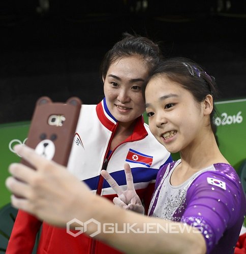 gimnasticarke_olimpijada2_Instagram.jpg - Selfi koji će ući u historiju sporta 