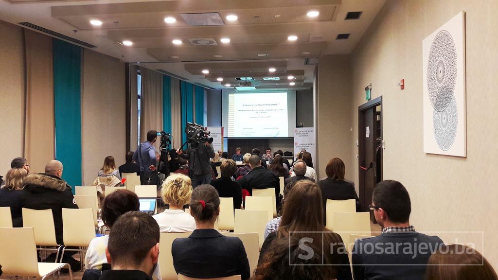 Konferencija_LGBTI-Osobe_Sarajevo_SOC_RSA3.jpg - LGBT populacija diskriminirana po više osnova: 