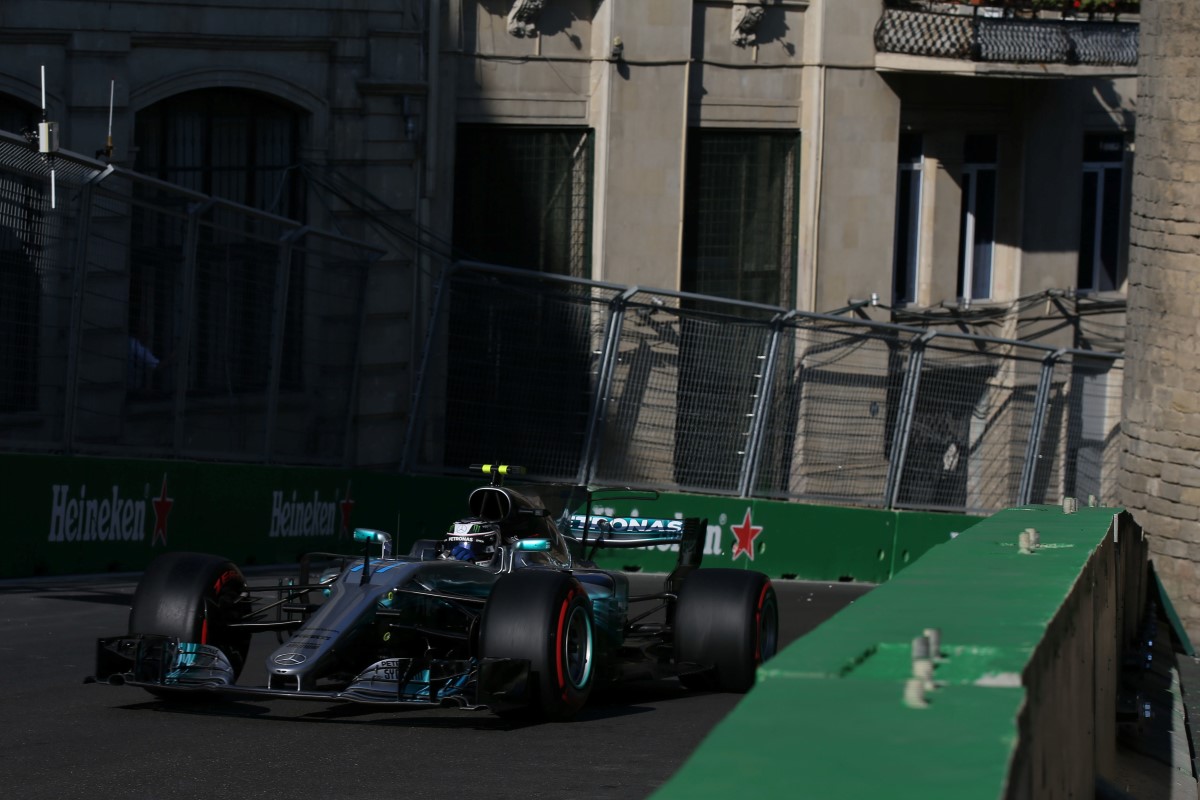 Foto: Daimler - Haos u Bakuu: Hamilton i Vettel zabijali se jedan u drugog, pobjeda Ricciarda