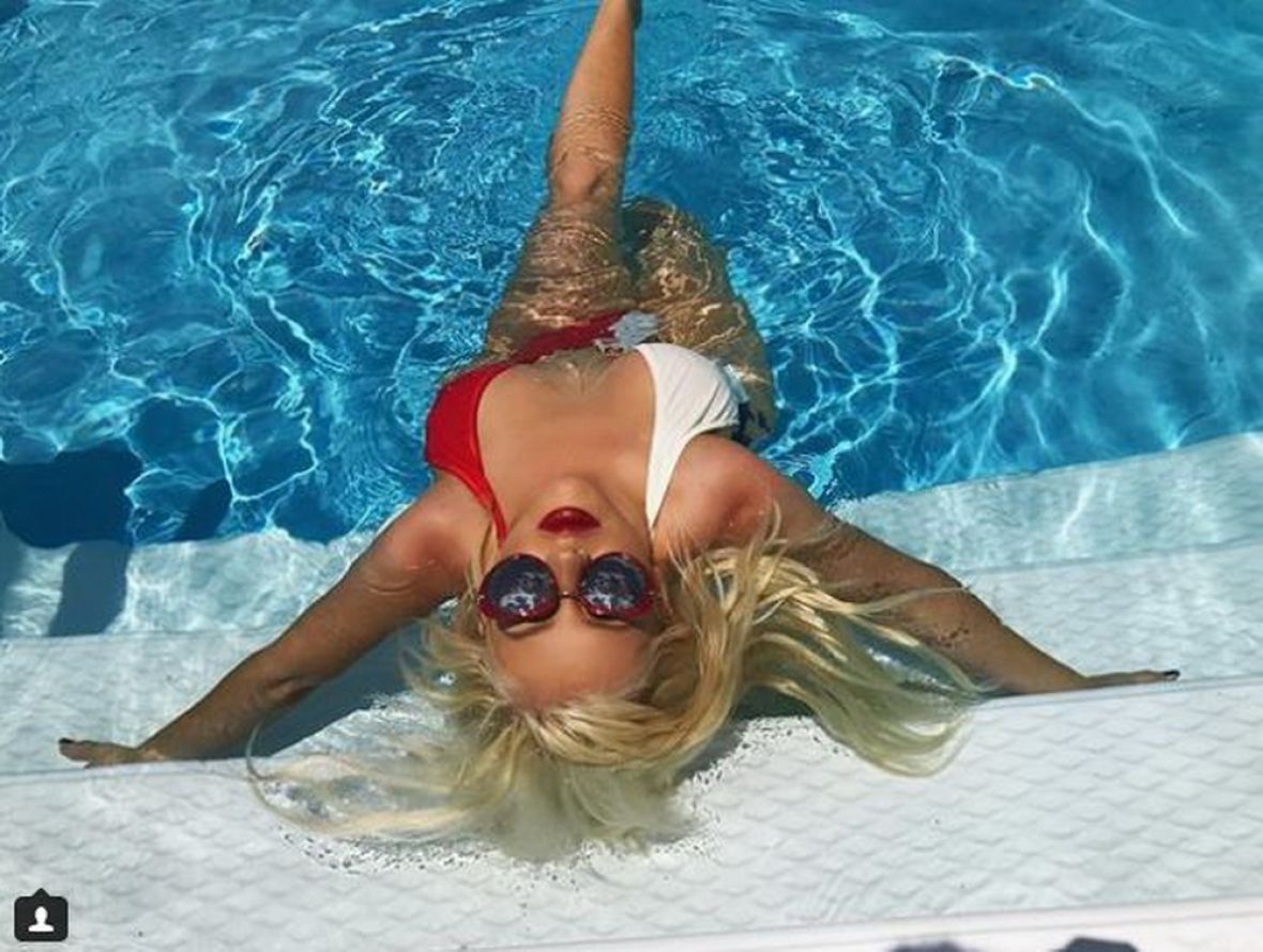Christina Aguilera - undefined