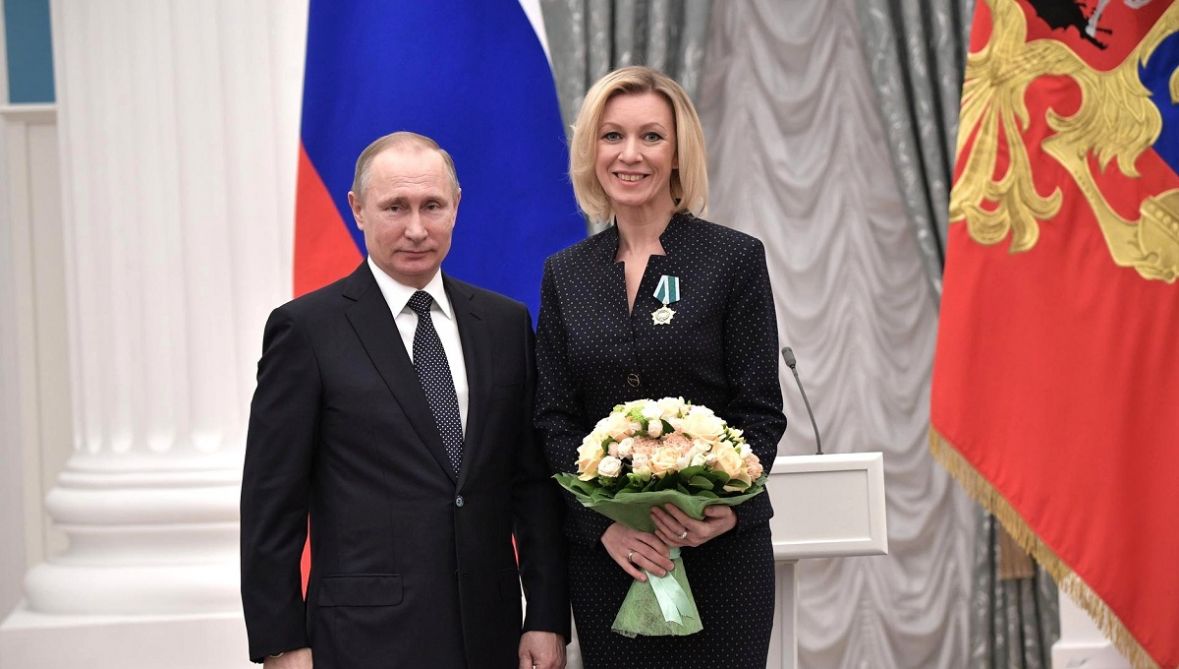 Vladimir Putin i Marija Zaharova - undefined
