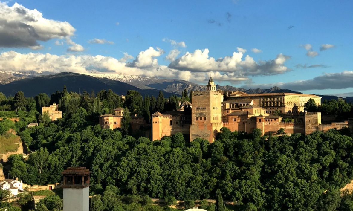 Islam u Andaluziji - džamija La Mezquita Mayor de Granada - undefined