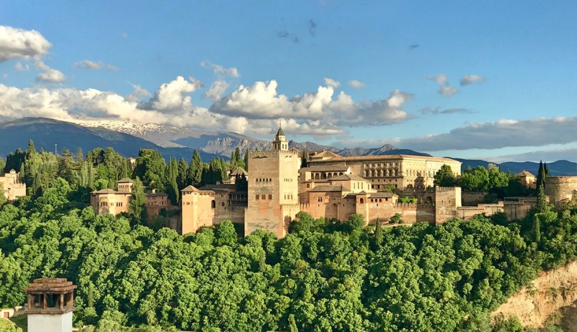 Islam u Andaluziji - džamija La Mezquita Mayor de Granada - undefined