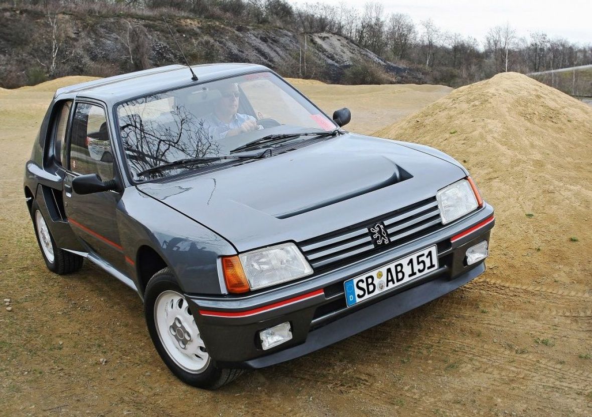 Peugeot 205 Turbo 16  - undefined