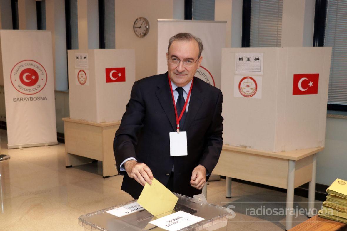 U Ambasadi Republike Turske u Sarajevu otvorena glasačka mjesta - undefined