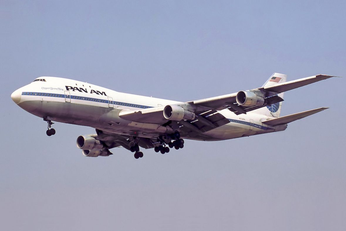 Pan_Am_Boeing_747_wiki.jpg - undefined