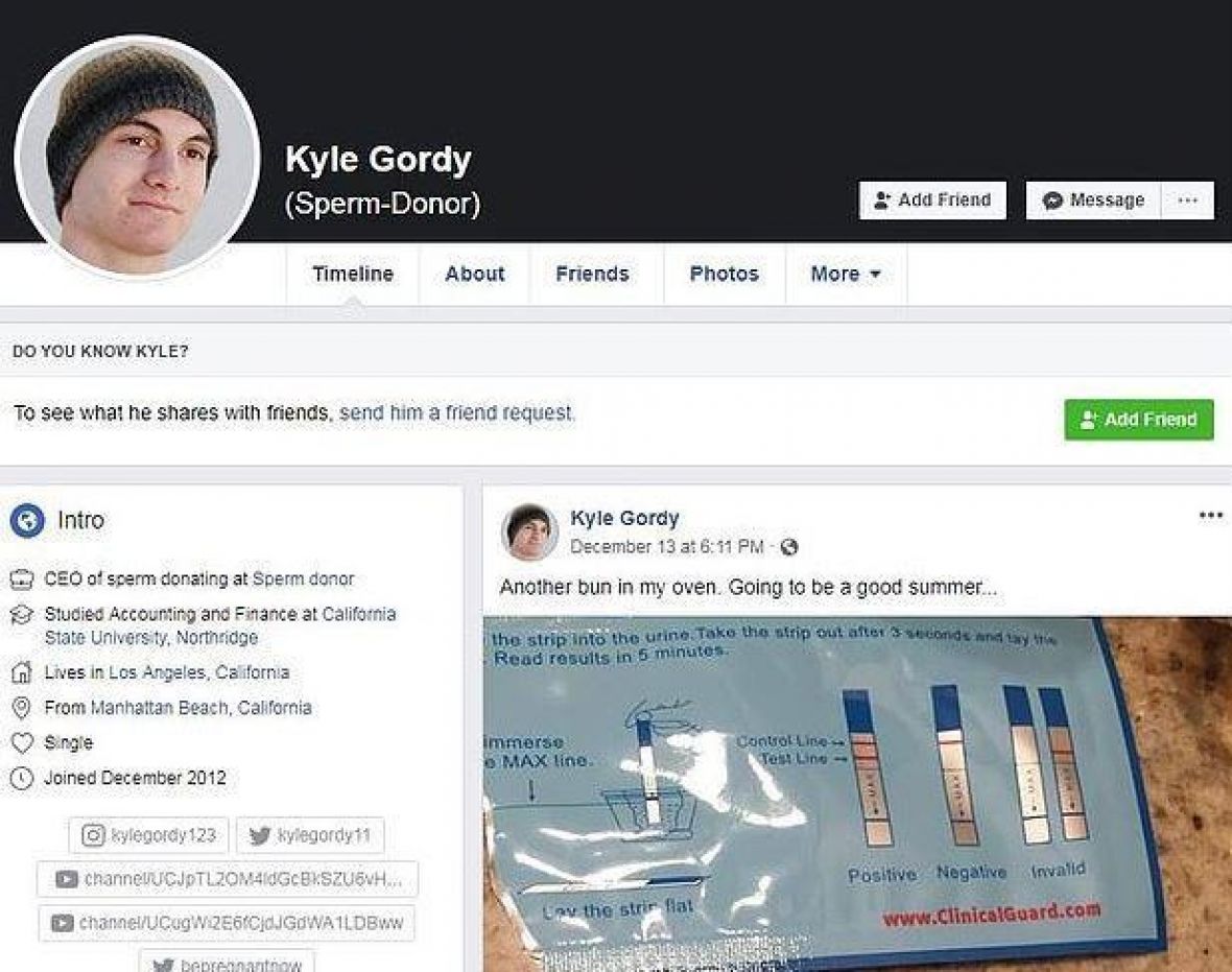 Kyle je imao i Facebook stranicu koja promovira njegove 
