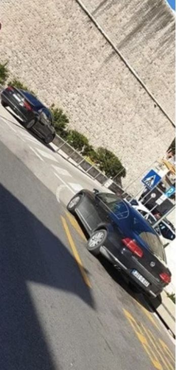 Vozila bh. registarskih oznaka nepropisno parkirana u Dubrovniku - undefined