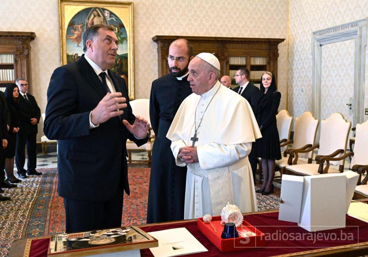 Sa susreta pape Franje i Dodika u Vatikanu - undefined
