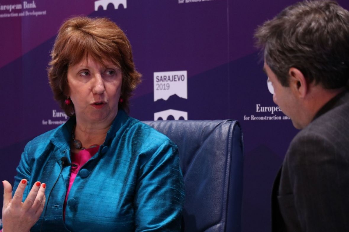Baronesa Catherine Ashton - undefined