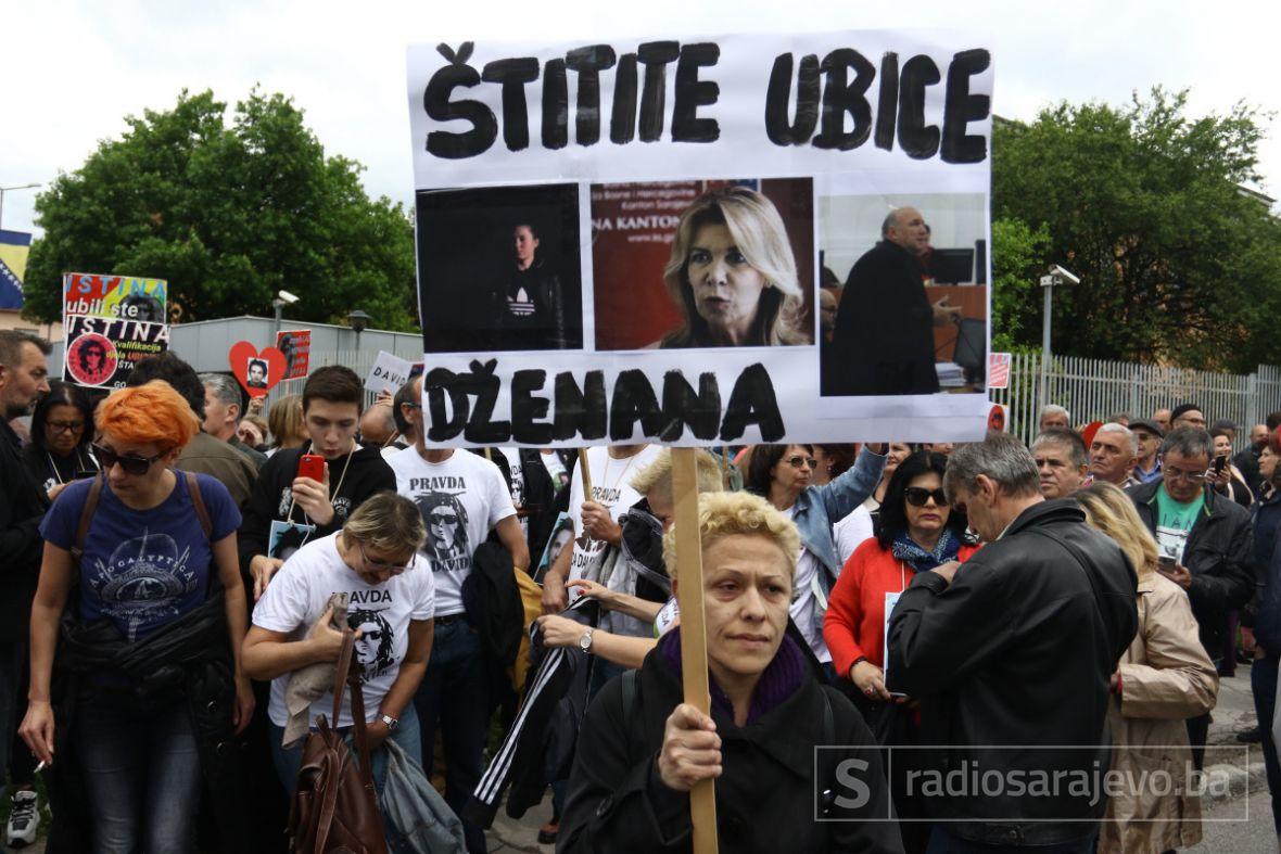 Sa pretesta u Sarajevu ispred pravosudnih institucija - undefined