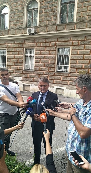 Željko Komšić nakon otkazane sjednice Predsjedništva BiH - undefined