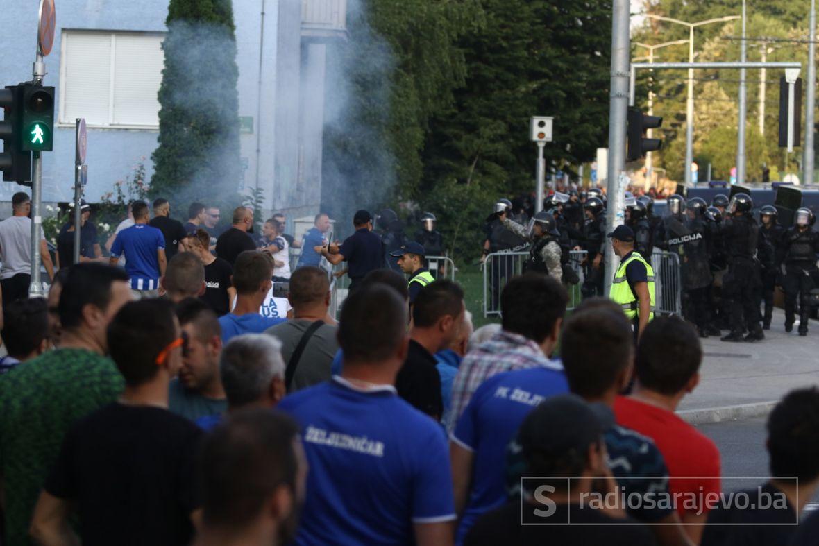 Varnice među navijačima Želje i Sarajeva: Policija pokušava smiriti situaciju - undefined