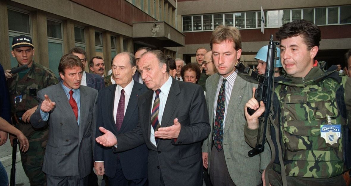 Francois Mitterrand tokom posjete BiH - undefined