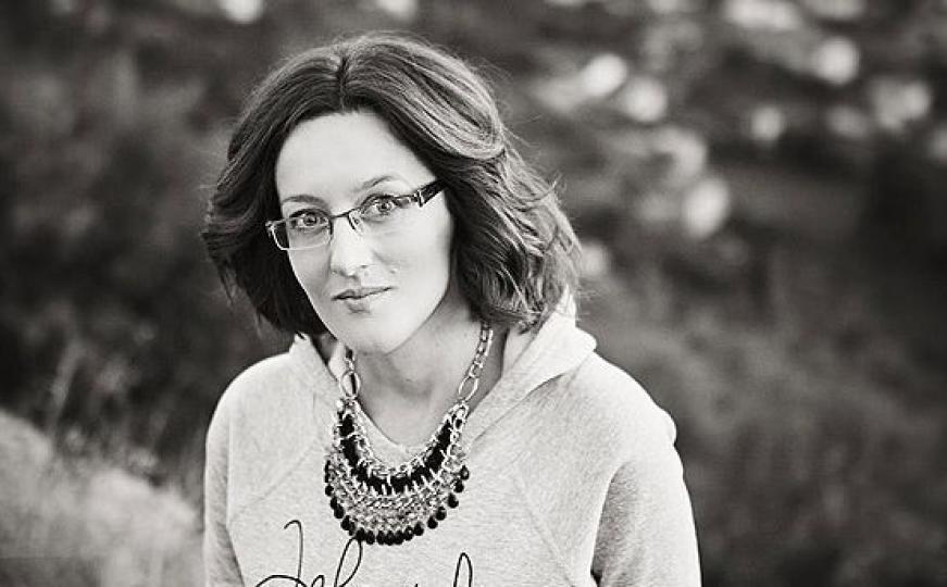 Martina Mlinarević Sopta: Najljepša i najluđa zemljo ti si dobra, kakvi smo te mi zapali