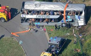 Dominikanska Republika: 11 ljudi stradalo u sudaru autobusa