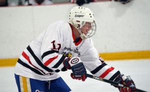 Najstariji hokejaš na svijetu: Ima 86 godina i želi otklizati do Guinnessa (VIDEO)