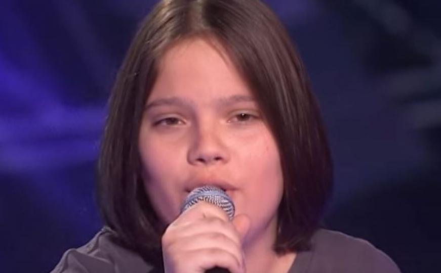 Poslušajte kako je mladi Sarajlija Irnes Divjan oduševio žiri Pinkovih zvezdica (VIDEO)