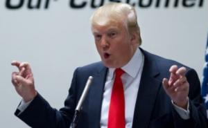 Donald Trump negira da je ismijavao novinara s invaliditetom (VIDEO)