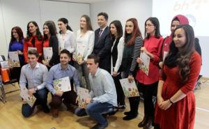 BH Telecom potpisao ugovore s najboljima: Trinaest studenata dobilo priliku za pripravnički (FOTO)