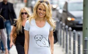 Prvi put se fotografirala 1990. godine: Pamela Anderson na posljednjoj duplerici Playboya