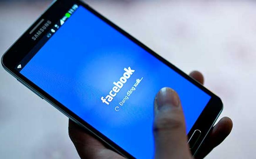 Kako sakriti online status na Facebooku