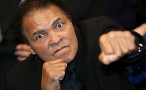 Muhammed Ali kritizirao Trumpa: Ja sam musliman i ne postoji ništa islamsko u ubijanju ljudi 