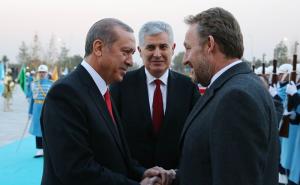 Pogledajte kako je Erdogan dočekao Čovića i Izetbegovića u Turskoj (VIDEO)
