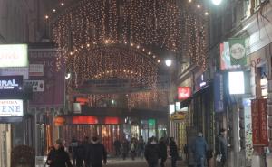 Sarajevo u novogodišnjim bojama: (Ne)okićena bh. prijestolnica (FOTO)