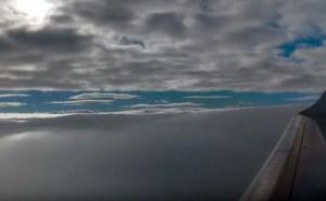 Kako izgleda slijetanje avionom kroz sarajevsku maglu (VIDEO)