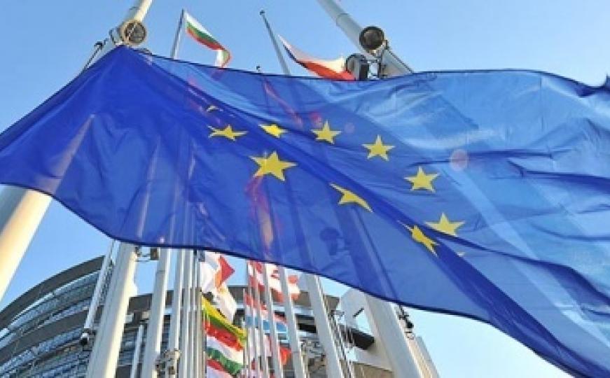 Čelnici EU obećali su da će se uključiti u beskompromisnu borbu protiv terorizma
