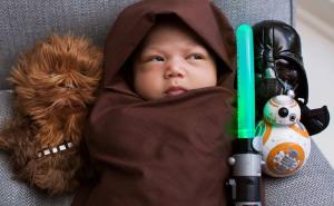FOTO: Mark Zuckerberg kćerkicu transformirao u Star Wars fana