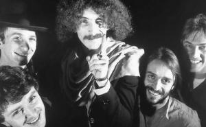 Pjesma dana: Bijelo dugme - U vrijeme otkazanih letova