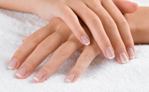 Za njegovane i mekane ruke: Sami napravite masku