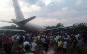 Kongo: Teretni avion promašio pistu pa udario u obližnje kuće, sedam poginulih