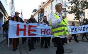 'Nećemo da budemo robovi': Sindikalci krenuli u blokadu Narodne skupštine RS-a