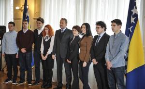 Bakir Izetbegović primio najbolje studente: Naš interes je da ih zadržimo u BiH (FOTO)