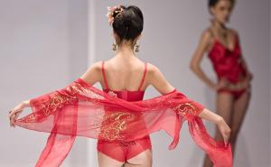 Zašto Novu godinu treba dočekati u crvenom rublju