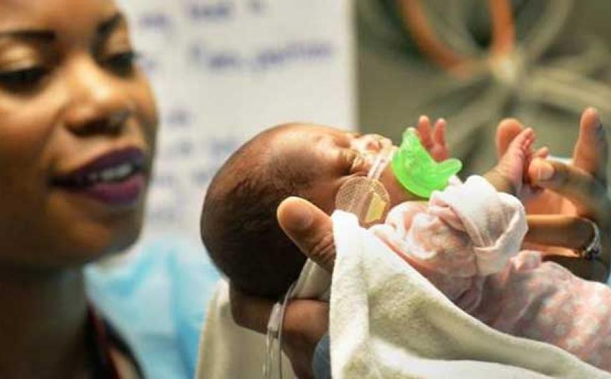 Uspjela preživjeti: U SAD-u rođena beba teška svega 284 grama
