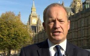 Suspendiran zbog slanja neprimjerenih SMS poruka tinejdžerki koja je tražila posao