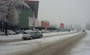U većem dijelu BiH saobraća se usporeno i otežano
