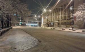 FOTO: Sarajevo večeras - praznično, idilično i sniježno