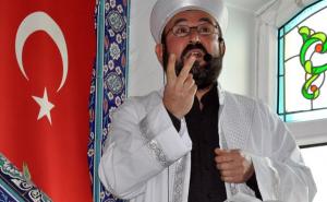 Hodža hutbe propovijeda i znakovnim jezikom za gluhe (VIDEO)