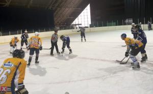 Počela BHL liga: Ajkule neumoljive protiv Blue bullsa (FOTO)