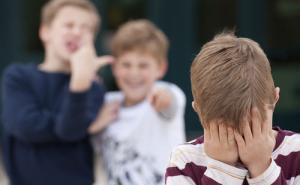 Psihološki savjeti: Kako prepoznati i spriječiti vršnjačko nasilje