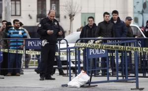 Istanbul: Pucano na policijsku patrolu