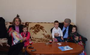 Sarajevske trojke Sara, Nejra i Faris danas napunile pet godina (FOTO)