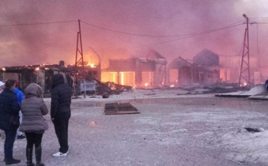 Gradačac: U požaru na pijaci izgorjelo preko 450 prodajnih objekata, uskoro gradnja novih (FOTO)